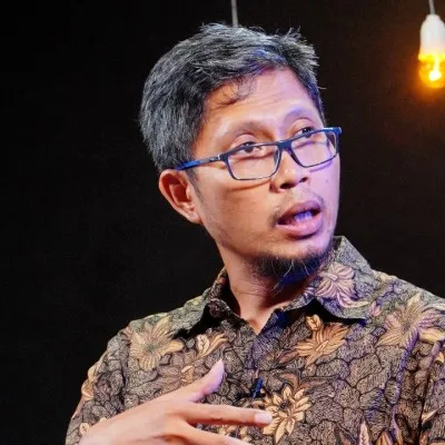 Dr Ahmad Utomo